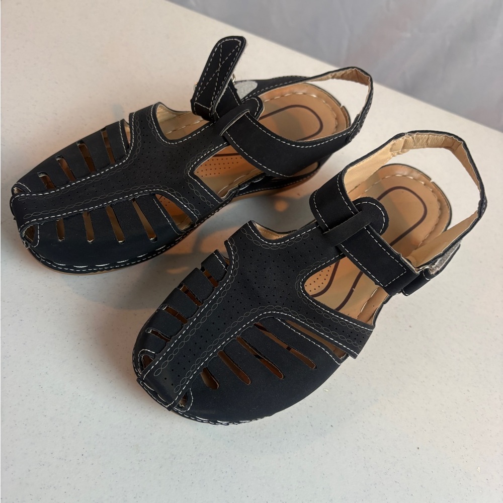 Women's Black‎ Sandals
